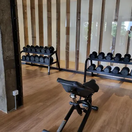 Appartement Prachtig Gelijkvloers Met Verwarmd Zwembad & Fitness *