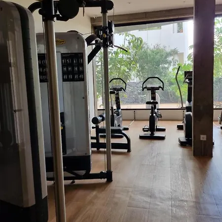 Apartment Prachtig Gelijkvloers Met Verwarmd Zwembad & Fitness